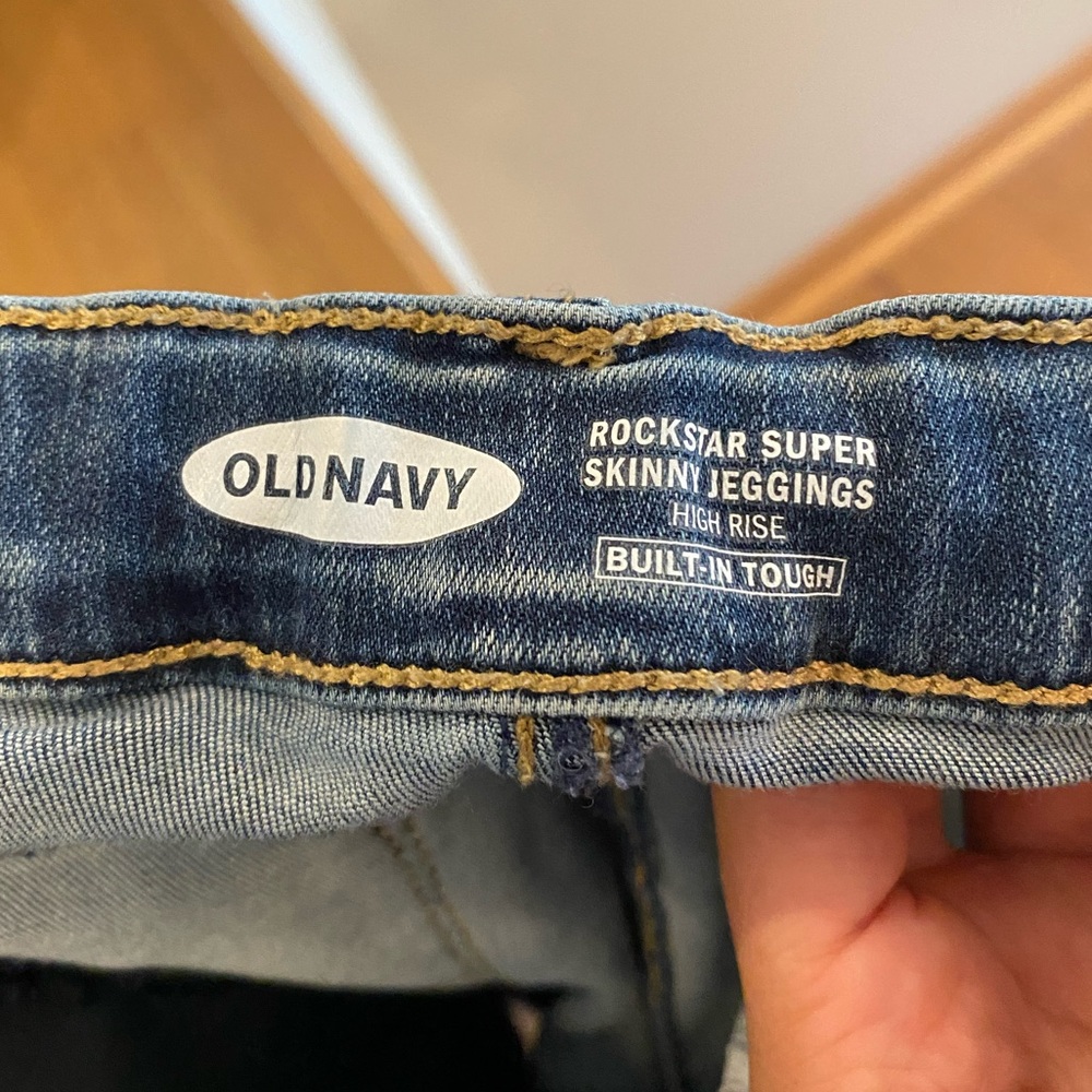 Old navy blue jean high rise size 14
